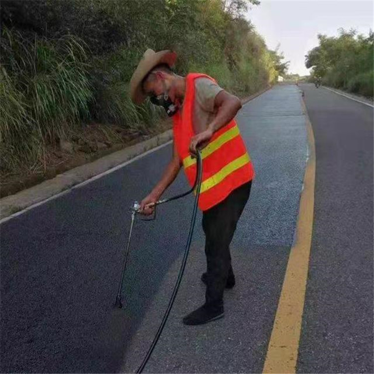 红河 彩色防滑路面的底涂是保障路面附着力
